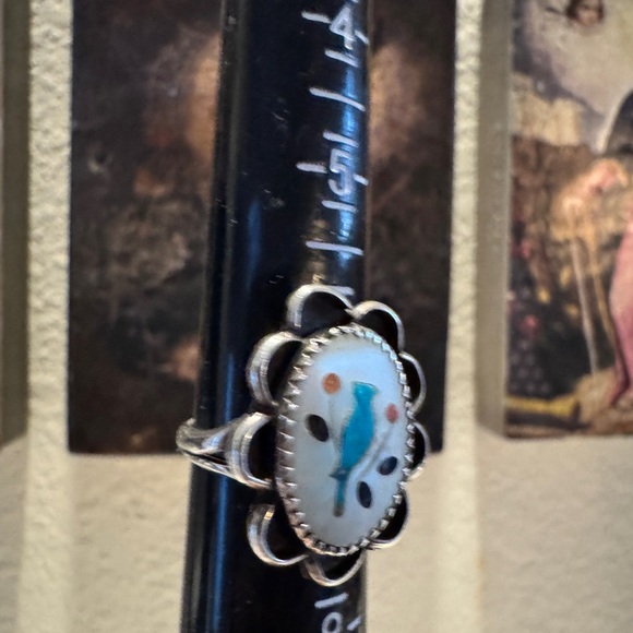 Vintage Zuni Turquoise Bird Inlay Ring – Size 6.5 – Sterling Silver – Signed “T” - Picture 9 of 12